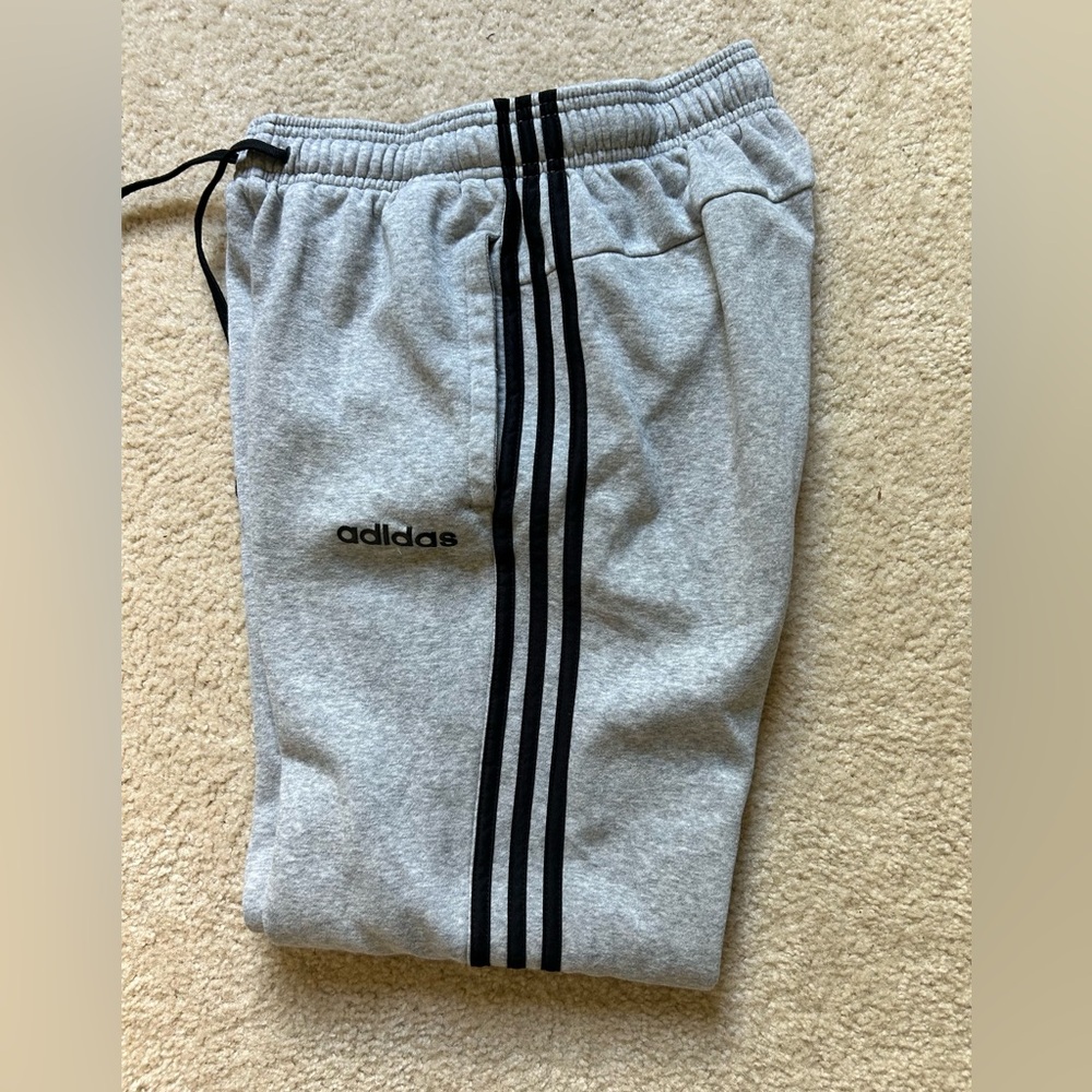 Men’s Small Adidas joggers